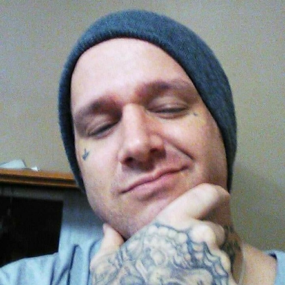 Meet your Posher, Zachary - Picture 4 of 8